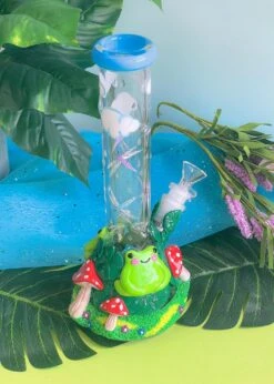 “FRONG” FROG BONG 10"(Frog Bong) 20 “FRONG” FROG BONG 10"(Frog Bong) -Canna Style Shop IMG 0369