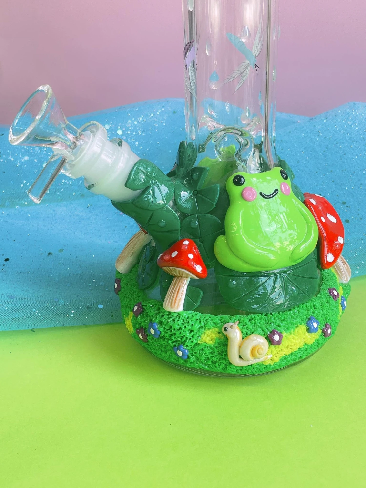 “FRONG” FROG BONG 10"(Frog Bong) 12 “FRONG” FROG BONG 10"(Frog Bong) - Image 10