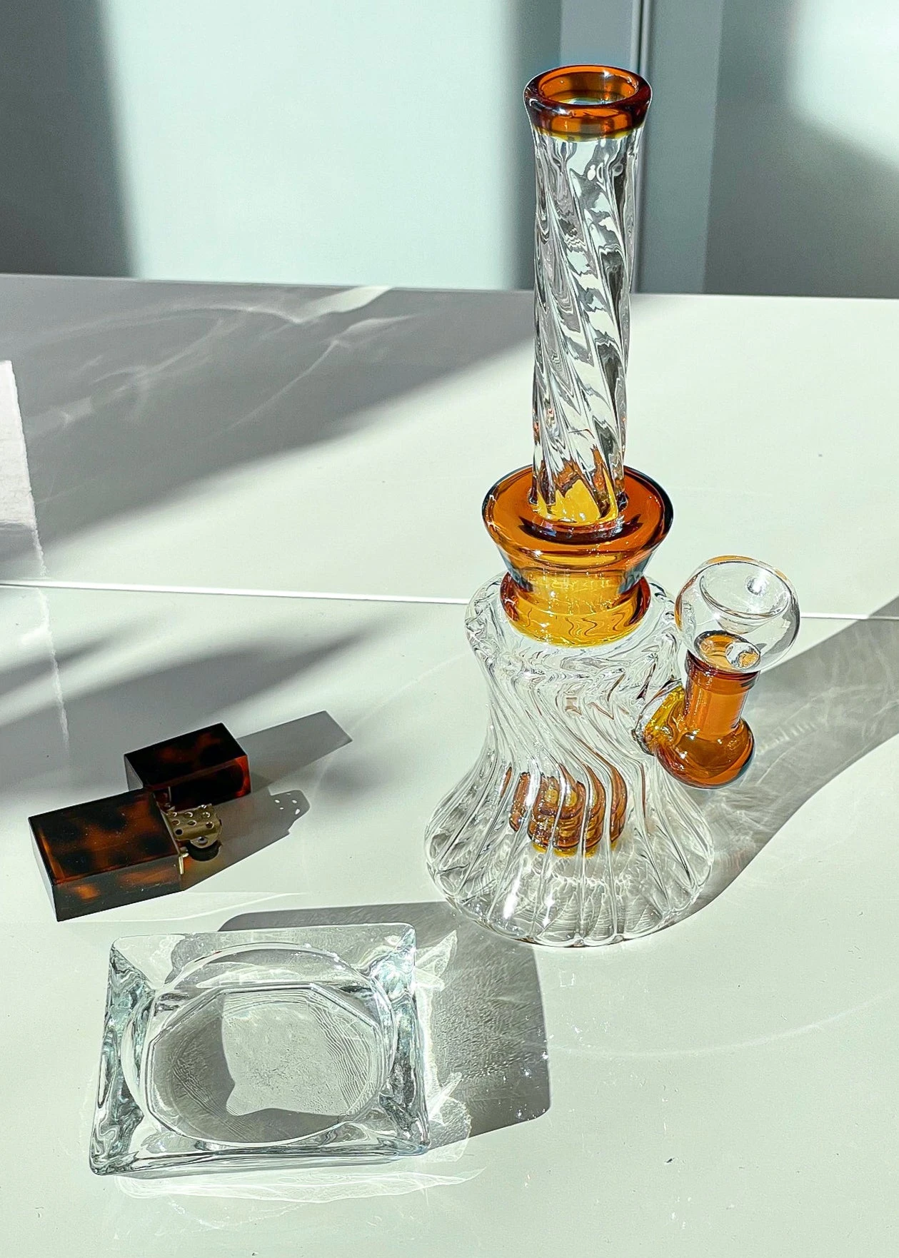 ELEGANT SWIRL BONG(Elegant Glass Bong) 8 ELEGANT SWIRL BONG(Elegant Glass Bong) - Image 6