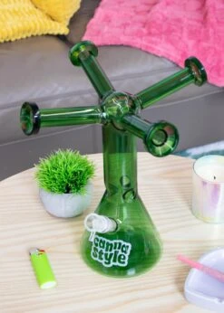 GREEN HUNGRY HUNGRY HIPPOS BONG(Hungry Hungry Hippos Bong Green) 6 GREEN HUNGRY HUNGRY HIPPOS BONG(Hungry Hungry Hippos Bong Green) -Canna Style Shop IMG 1655