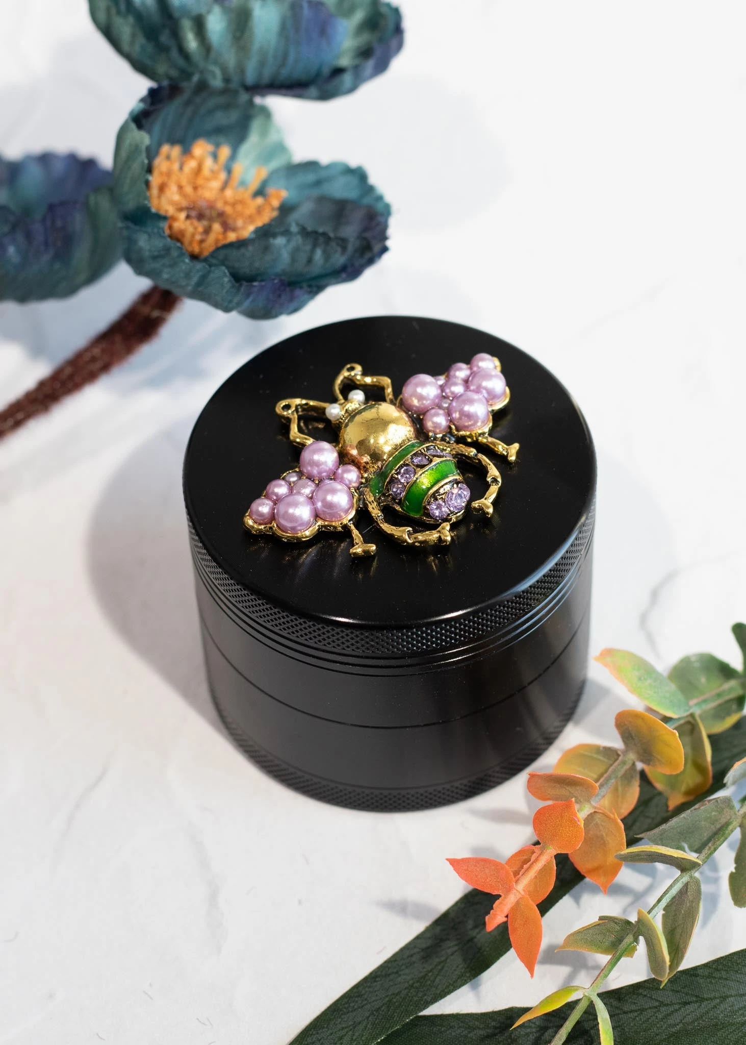 JEWELED BEETLE GRINDER(Jeweled Beetle Grinder) 3 JEWELED BEETLE GRINDER(Jeweled Beetle Grinder)