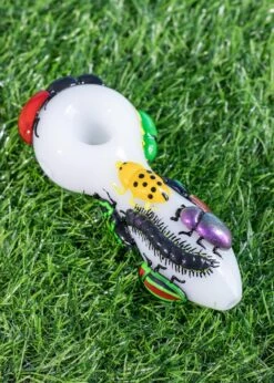 CREEPY CRAWLIES PIPE(Creepy Crawlies Pipe)