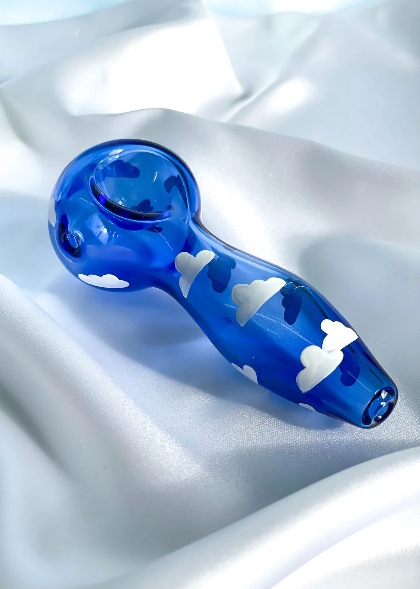 HANDPAINTED CLOUD PIPE(Handpainted Cloud Pipe) 3 HANDPAINTED CLOUD PIPE(Handpainted Cloud Pipe)