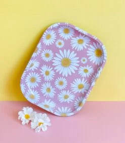 DAISY ROLLING TRAY(Daisy Rolling Tray) -Canna Style Shop IMG 2942 ca5d01aa 37a9 4507 9103 75c08dc4ffad
