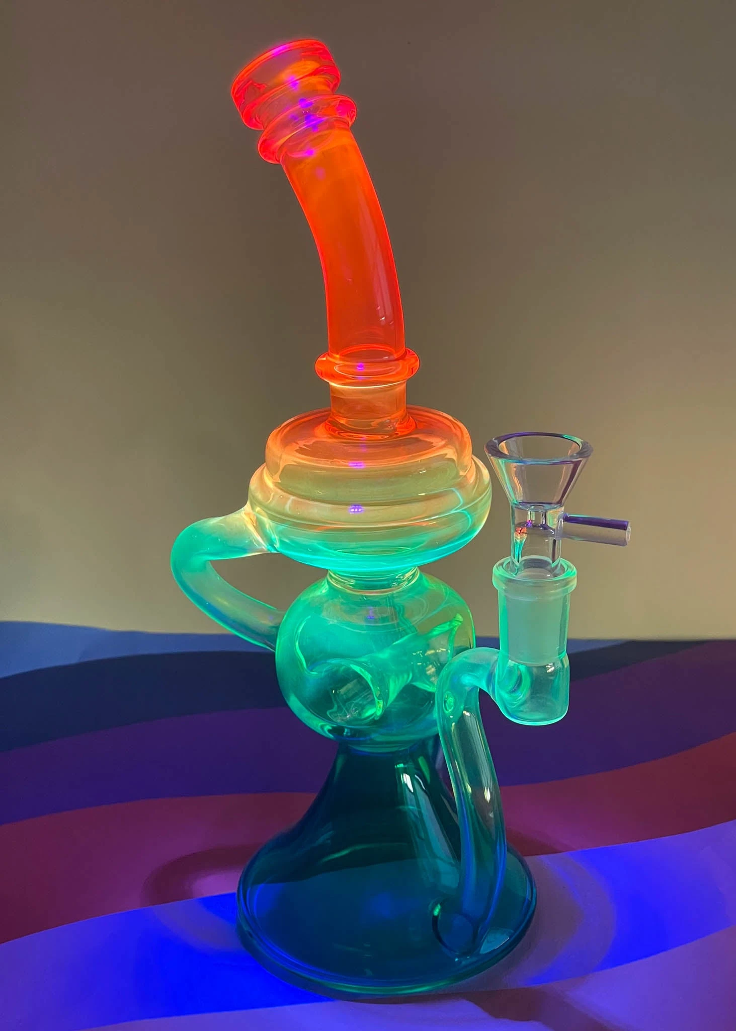 NEON RAINBOW RECYCLER RIG (uv Reactive)(Neon Rainbow Recycler Rig Uv Reactive) 4 NEON RAINBOW RECYCLER RIG (uv Reactive)(Neon Rainbow Recycler Rig Uv Reactive) - Image 2