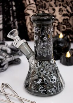 GOTH BONG 6"(Mini Goth Girl Bong)