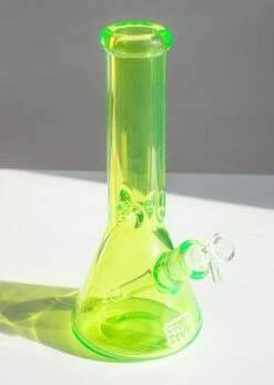 JELLY NEON BEAKER BONG(Jelly Neon Beaker Bong) 9 JELLY NEON BEAKER BONG(Jelly Neon Beaker Bong) -Canna Style Shop IMG 6616 2