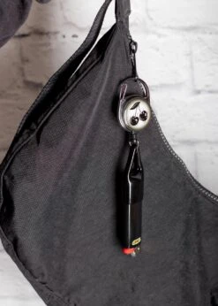 ALT CHERRY LIGHTER LEASH(Alt Cherry Lighter Leash) -Canna Style Shop IMG 9049