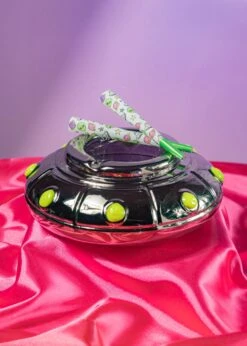 UFO ASHTRAY (glow In The Dark)(Ufo Ashtray)
