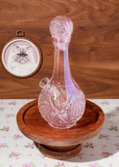 DECANTER BONG - PINK IRIDESCENT(Decanter Bong Pink Iridescent)