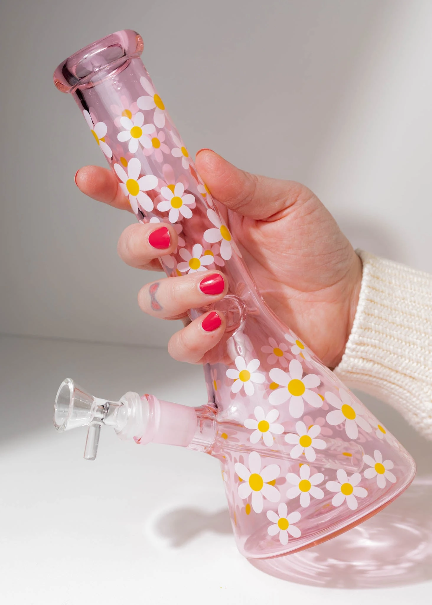 RETRO DAISY BONG 10"(Retro Daisy Pink Glass Bong) 4 RETRO DAISY BONG 10"(Retro Daisy Pink Glass Bong) - Image 2