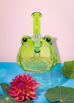 FROG BUBBLER(Frog Bubbler) -Canna Style Shop frog1