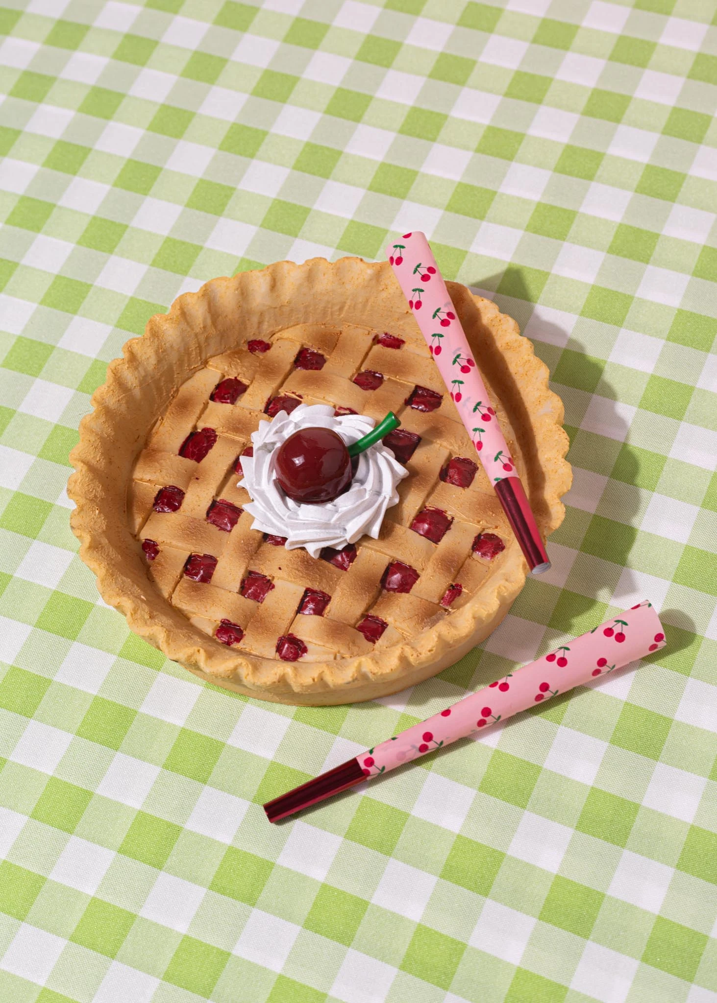 PIE ASHTRAY(Pie Ashtray) 3 PIE ASHTRAY(Pie Ashtray)