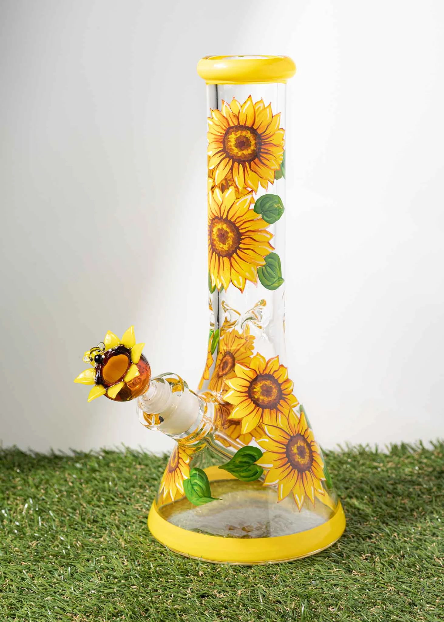 SUNFLOWER BONG 12"(Handpainted Sunflower Bong) 5 SUNFLOWER BONG 12"(Handpainted Sunflower Bong) - Image 3