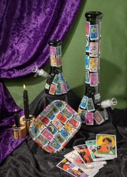TAROT CARD BONG 8"(Tarot Card Bong 8) -Canna Style Shop tarot combo