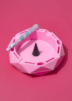 UNBREAKABLE DEBOWLER ASHTRAY(Unbreakable Debowler Ashtray)